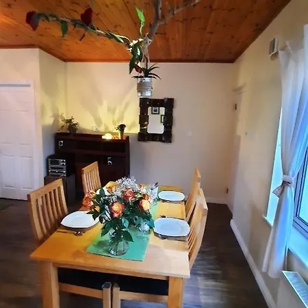 Wildflower - Countryside Lettings *
