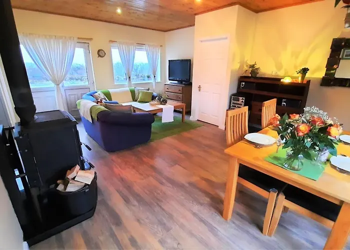 Wildflower - Countryside Lettings *